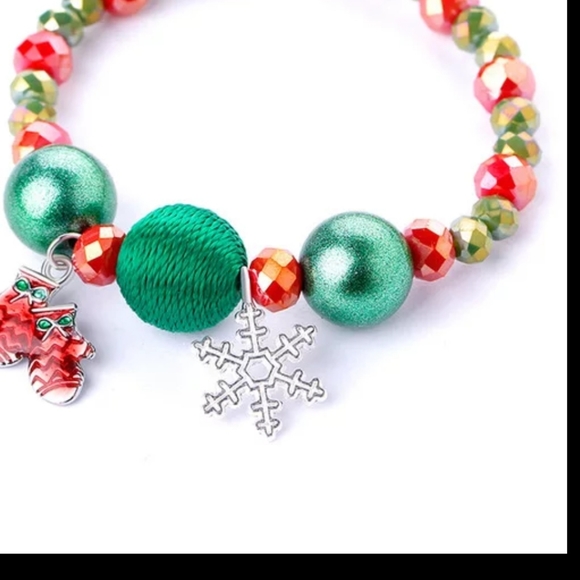 Jewerly - Picture 3 of 6